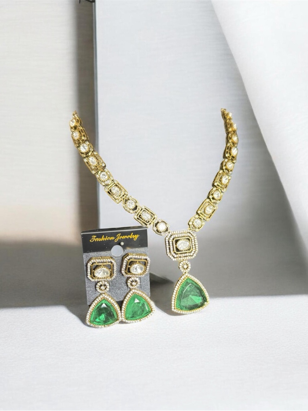 Tyaani kundan Gold-Tone Necklace and Emerald Green Pendant Earrings Set